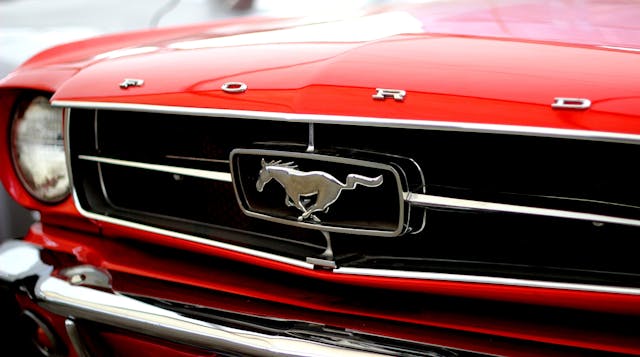 Logo Mustang